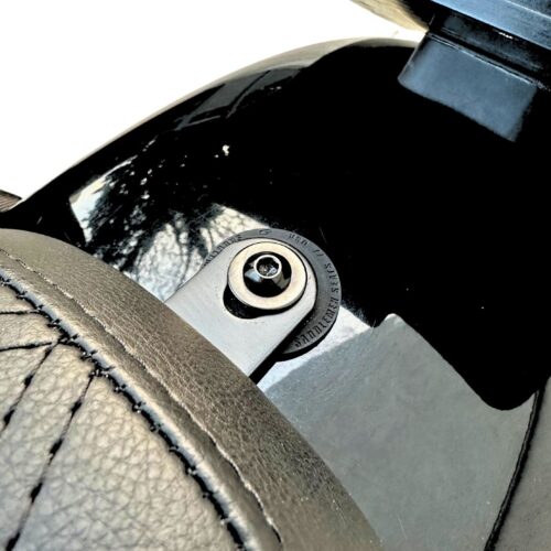 Sitzschraube - pass. f Harley Touring – Bild 4