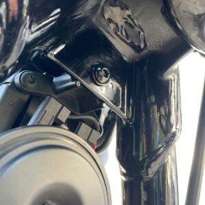 Hupe Schraube - pass. f. Softail ab 18