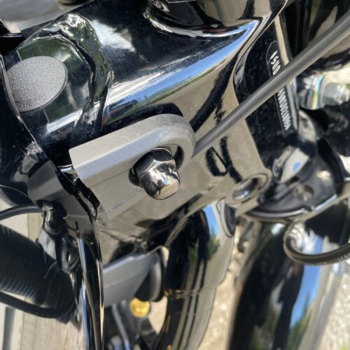 Tank Schrauben - pass. f. Softail & Dyna – Bild 2