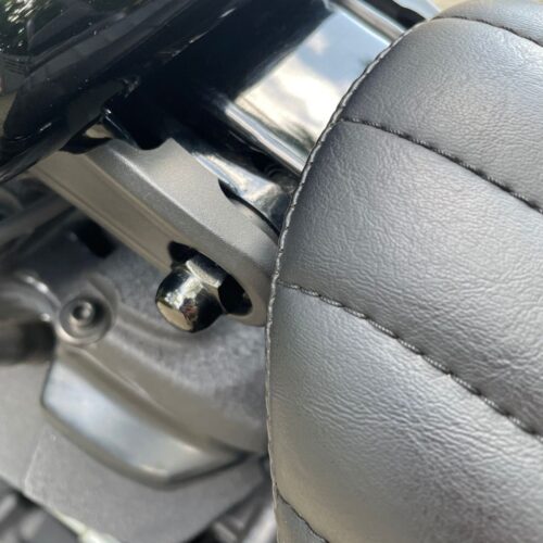 Tank Schrauben - pass. f. Softail & Dyna