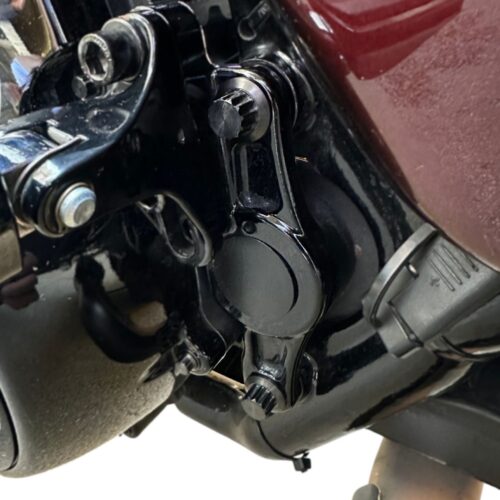 Schwingachsen-Halterung Schraubenset | pass. f. Harley Touring ab 02