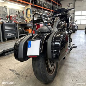 Kennzeichenhalter mittig | 3-1 | pass. f. Low Rider S / ST | schwarz